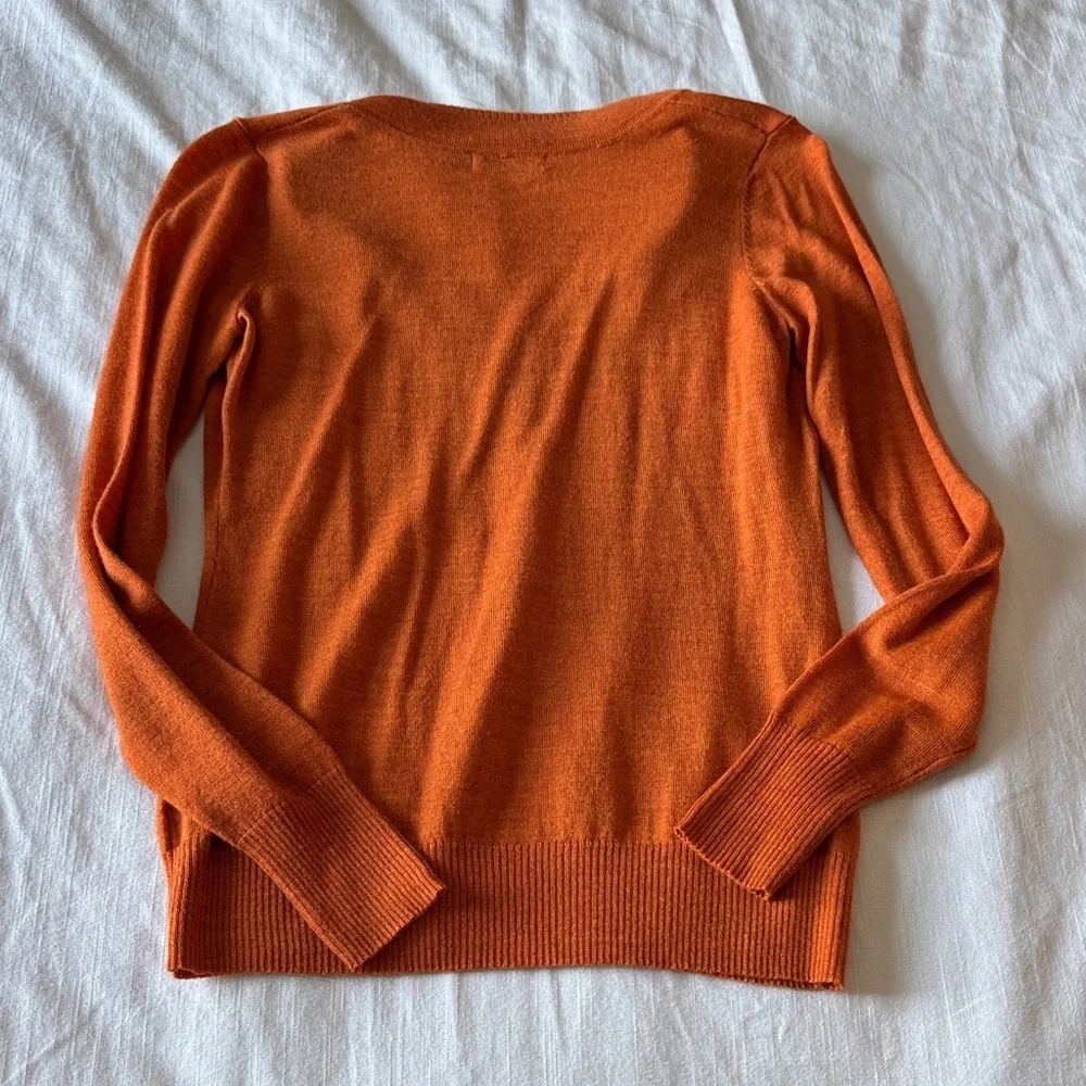 The Limited Orange Sweater - Picture 4 of 4